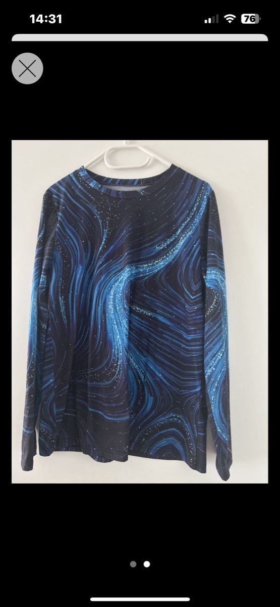 T-shirt: 4 Damen Langarmshirts Gr. M – Usato da Wädenswil venduto da Giez33