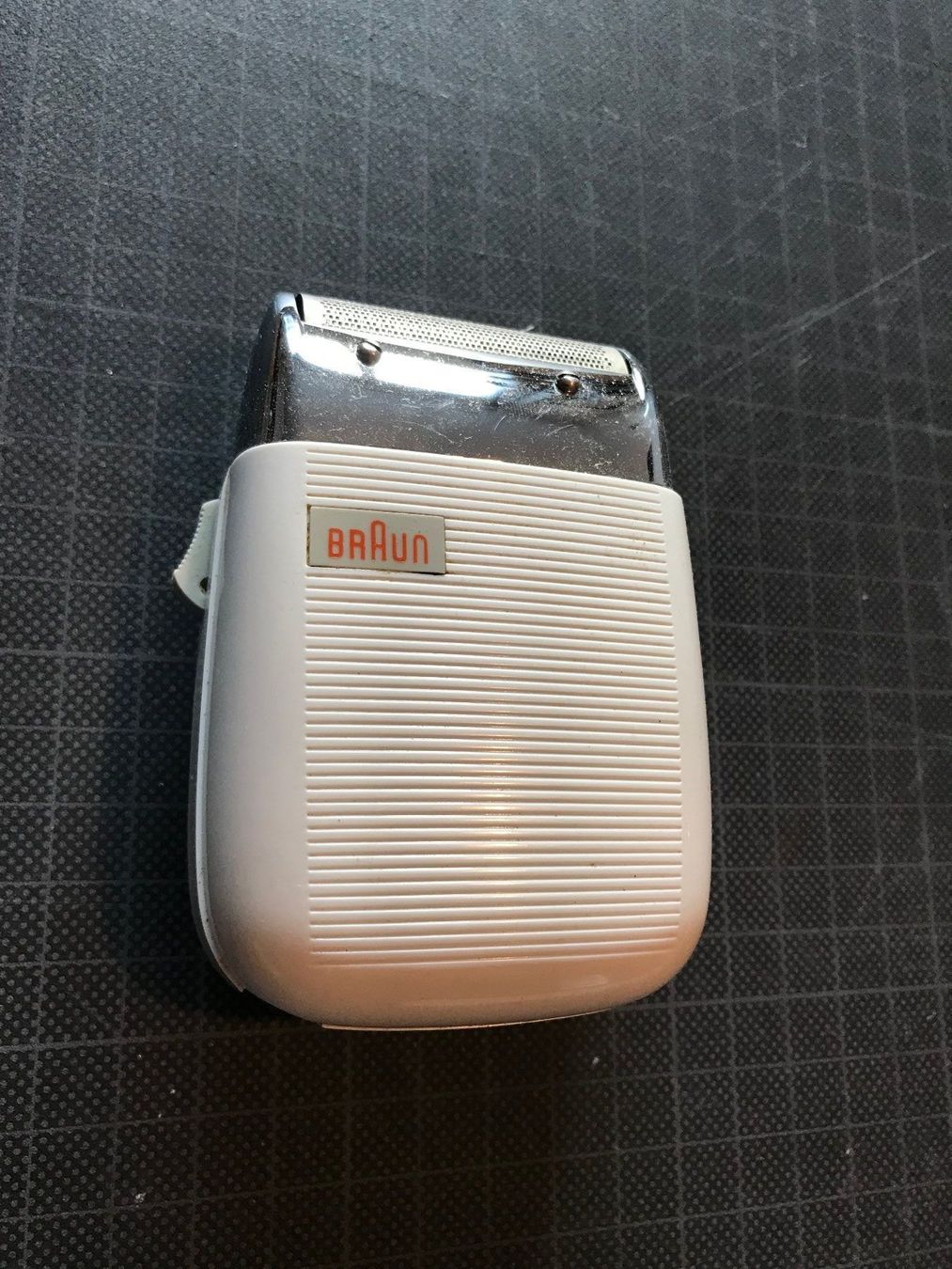 Rasoi & Lamette da barba: Braun Rasierer vintage – Usato da Zürich venduto da sperret