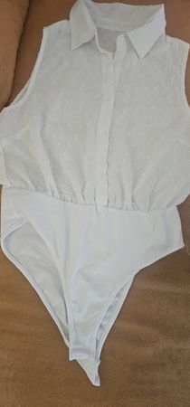 Body blanc sans manches col chemise à pois taille XL neuf