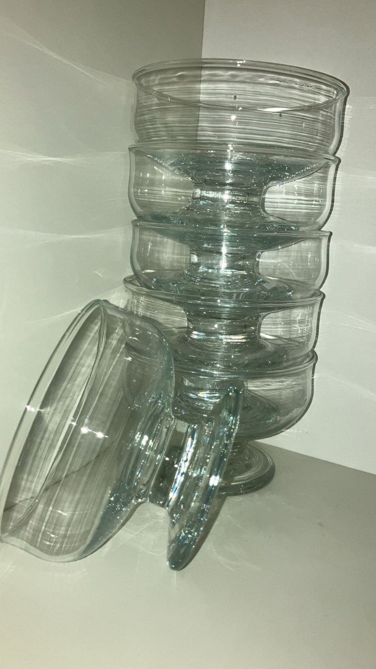 Bicchieri: 17 coppette in vetro trasparente – Usato da Melano venduto da H-Sara