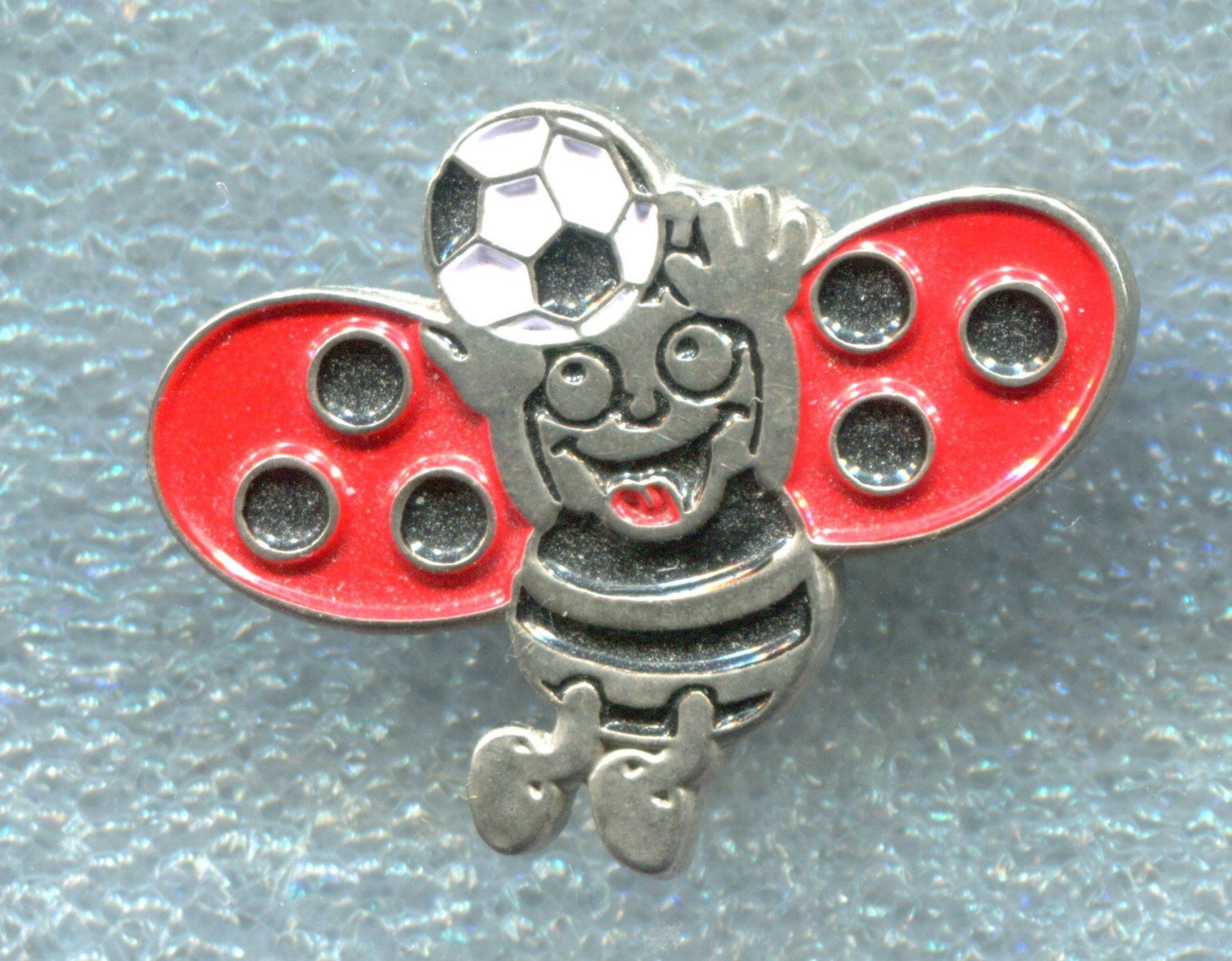 Plaquettes & Badges: BLICK Käfer  Fussballer – D'occasion à Winterthur par Sammleroase