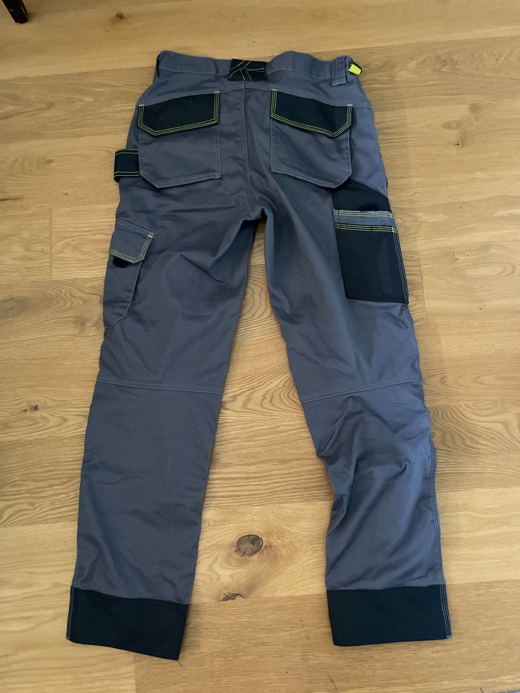 Pantaloni: Arbeitshose lang S – Usato da Urdorf venduto da cames 1