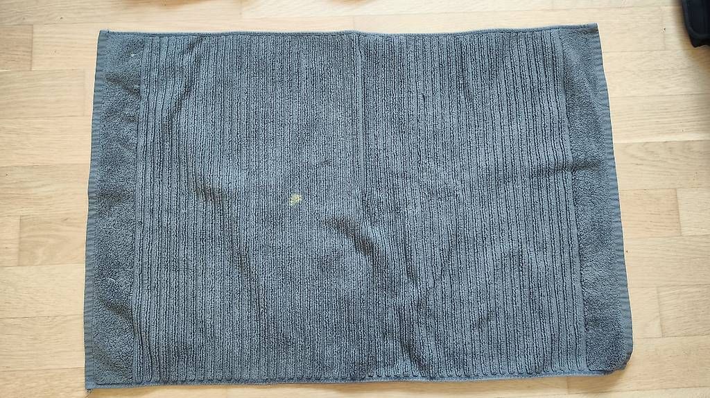 Micasa Tappeti: Teppich grau 50x80cm - neuwertig – Nuovo (secondo la descrizione) da Oberentfelden venduto da MrRicardolino