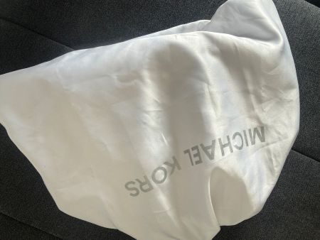 Sac à main Michael Kors nude rosé matelassé état neuf
