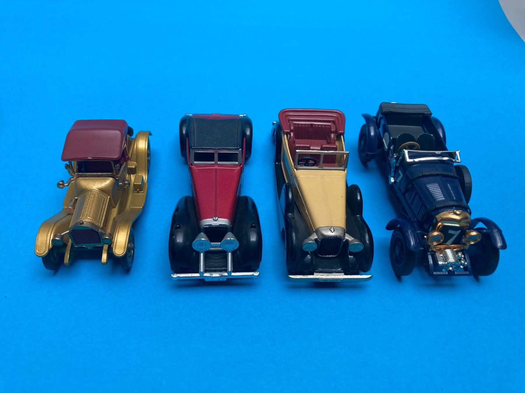 Matchbox Modellini d'auto: Vier Matchbox Oldtimer Modellautos aus Metall – Usato da Basel venduto da mar_b59g 1