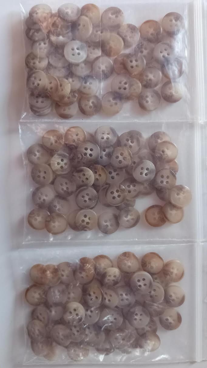 Knöpfe: Knöpfe Kunststoff 12mm 50Stk. pro Pack – Neu (gemäss Beschreibung) aus Salez von Robe12 1