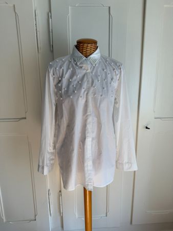 Bluse weiss mit Perlen XL