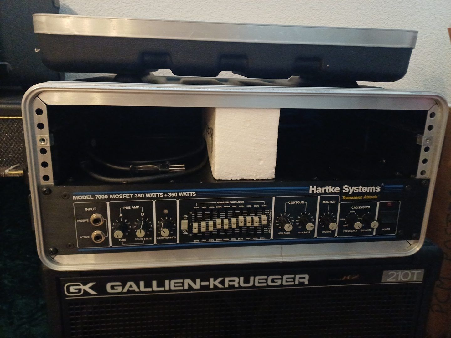 Hartke Amplificateurs: Hartke Systems Model 7000 Bass Verstärker Top – D'occasion à Niederbüren par ERIC4444