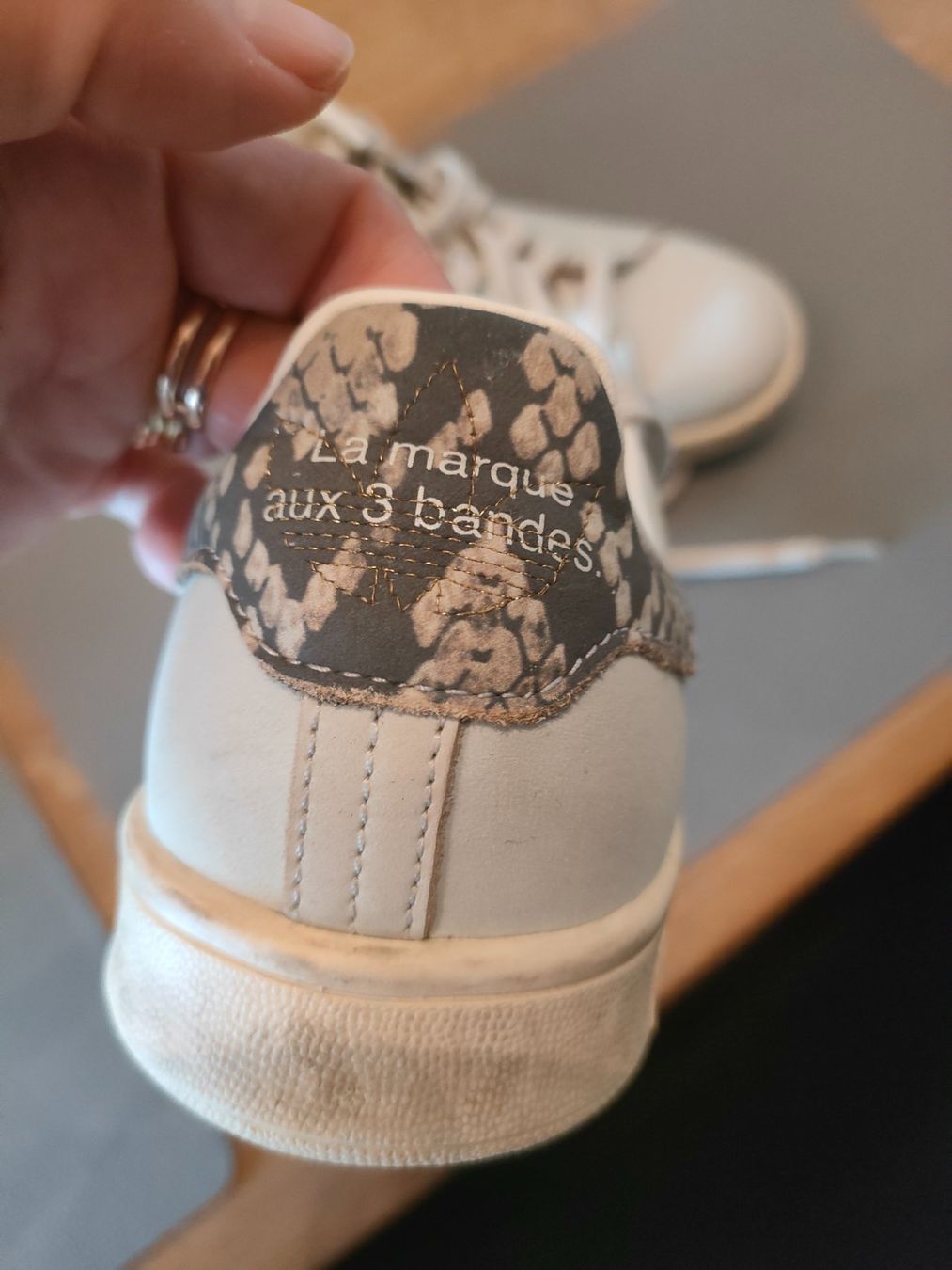 Paul Smith Chaussures femmes: Basket adidas stan smith leopard style vintage – D'occasion à Bussigny par Nouny77 1
