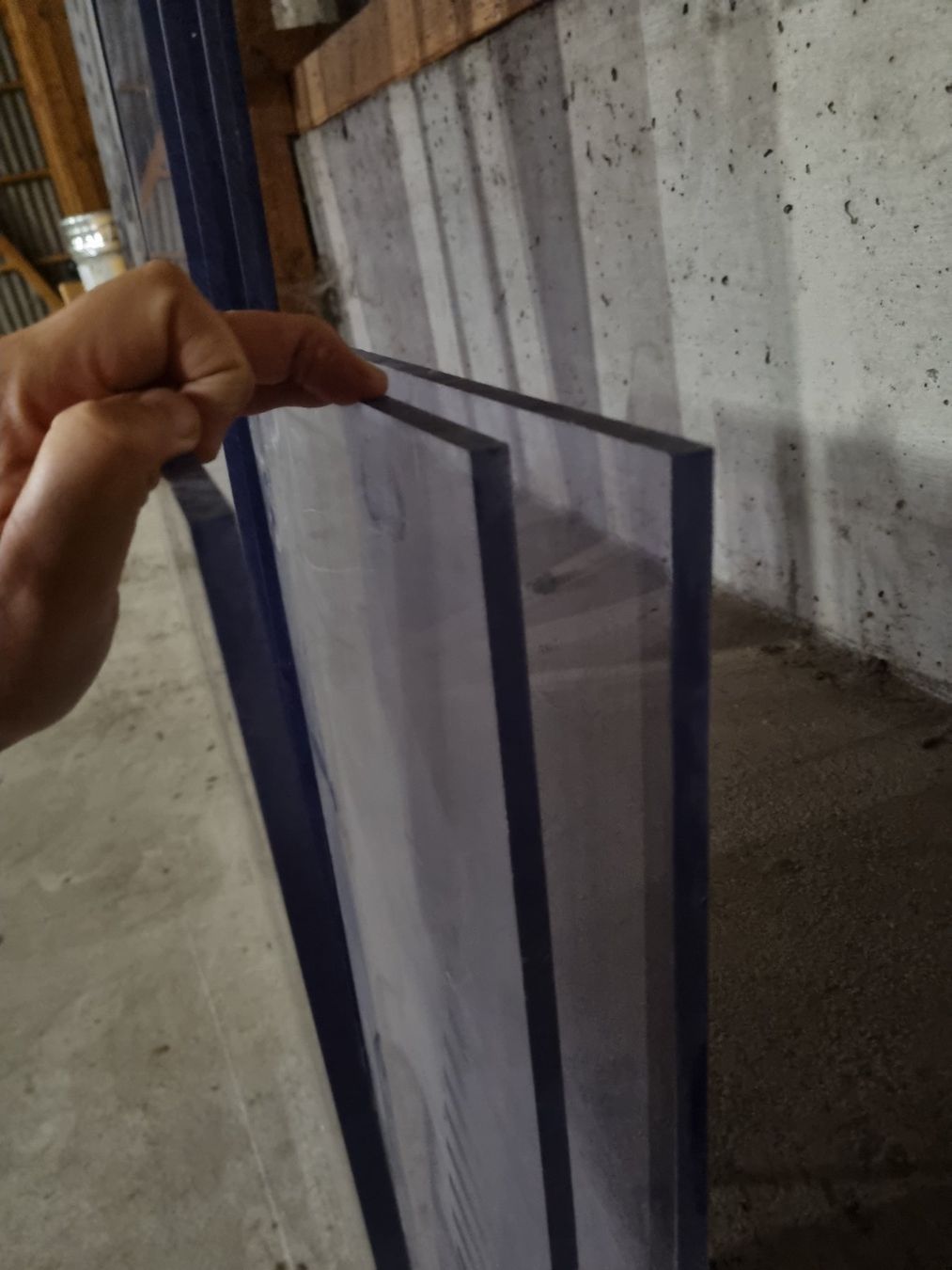 Servierplatten: Plexiglas Acrylglas 30 x ca. 138 x 1 cm Modellbauer – Gebraucht aus Savièse von Laguinee 6