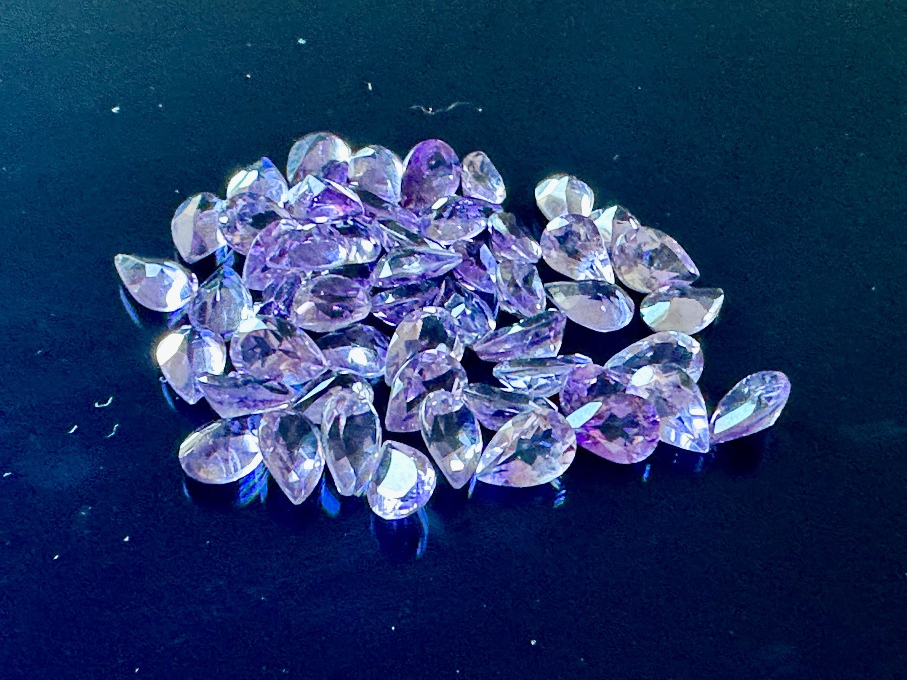 Fossiles: 2 Stück Amethyst Pear 9 x6 mm – Neuf (Voir description) à Langenthal par Seelenfreunde 4