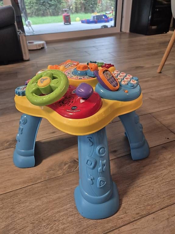 Jouets: Spieltisch – D'occasion à Oetwil am See par delia.hess