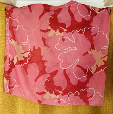 Foulard tour de cou rose 