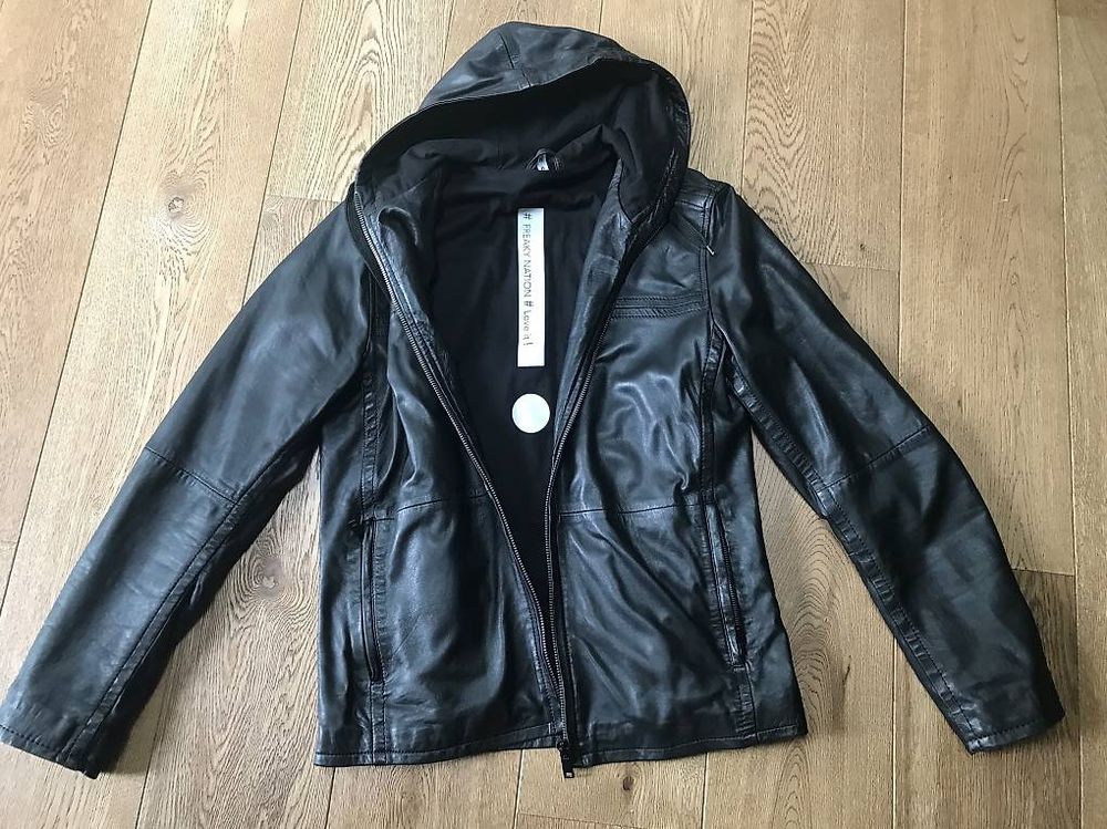 Herren Lederjacke mit Kapuze Freaky Nation, praktisch neu