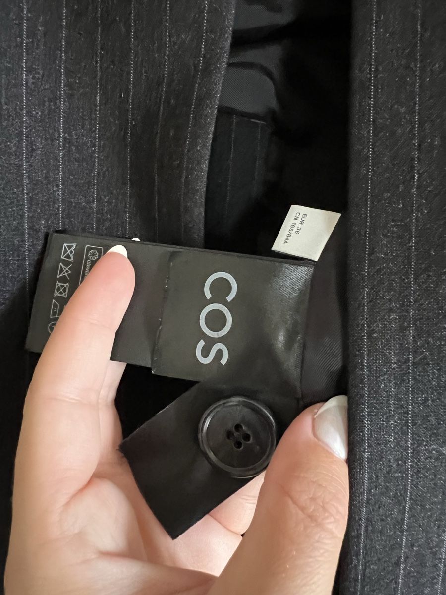 Cos Jacken: Blazer COS  – Gebraucht aus Genève von MinimalistDressing 2