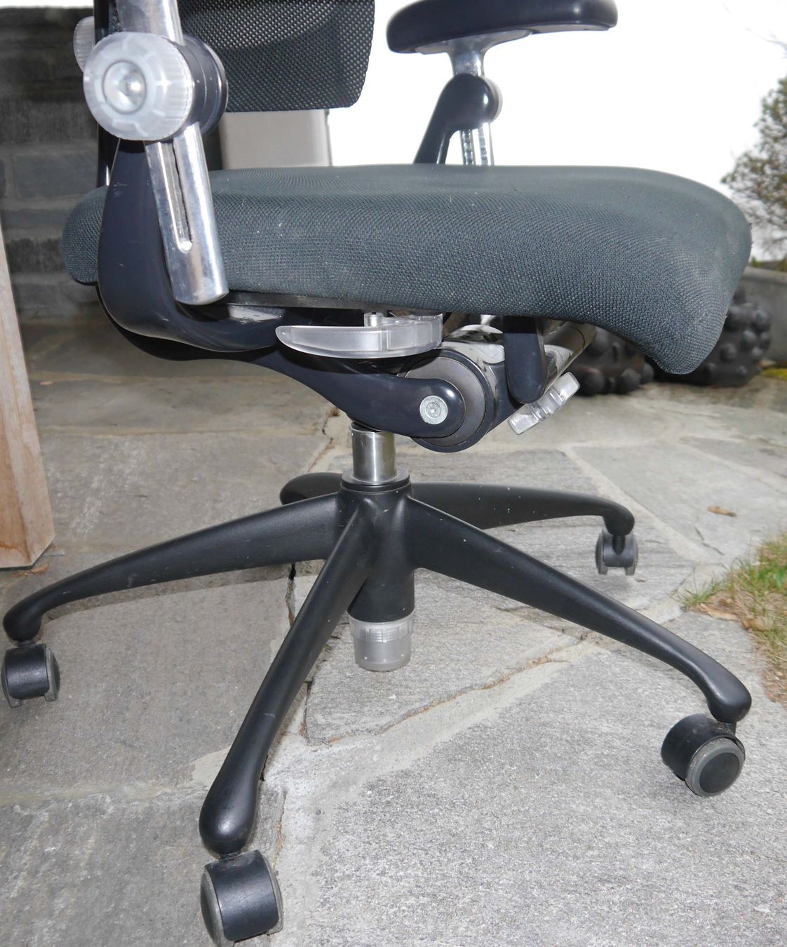 Vitra Sedie: Vitra Ypsilon (teildefekt), Stoff – Difettoso da Riein venduto da Trolleytroll 7
