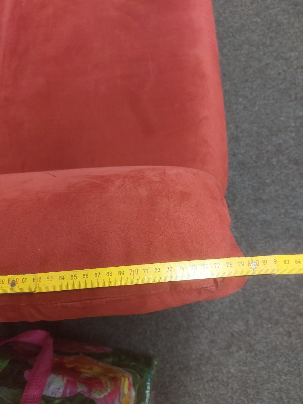 Sofas: Stoff Sofa rot – Gebraucht aus Rotkreuz von crumble 3
