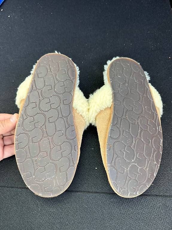 Ugg Scarpe da donna: Hausschuhe UGG Gr.38 – Usato da Zürich venduto da bil_s7tp 3