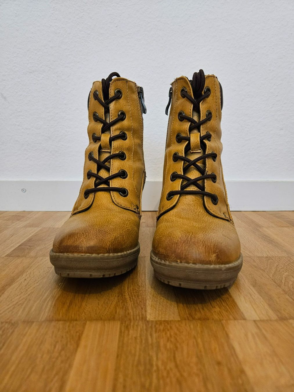 Chaussures femmes: Damenschuhe – D'occasion à Meiringen par SilviF 1