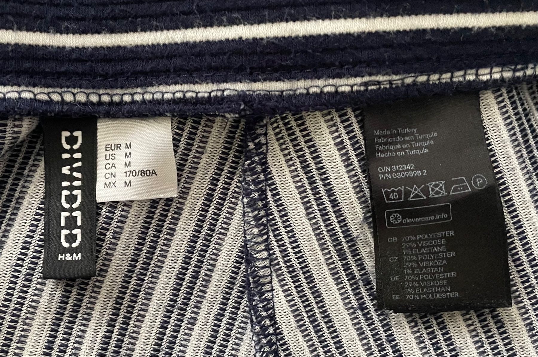 H&M Jupes: Gr. M kurzer Rock Jupe H&M – D'occasion à Kaltbrunn par mar_7jpc 1