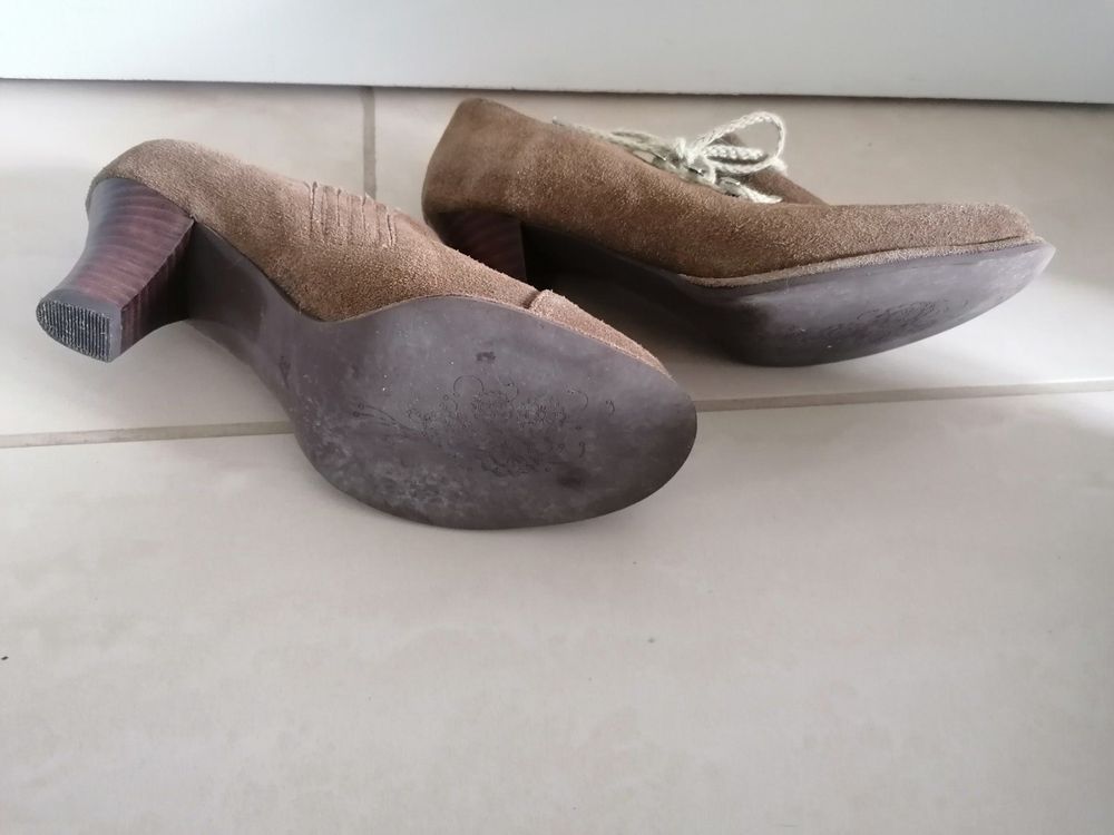 Chaussures femmes: SCHUHE GR 37 DIRNDLSCHUHE / TRACHTENSCHUHE VON HIRSCHKOGEL – D'occasion à Schalchen par Jella 2