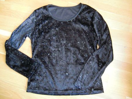 Schwarzes Samt Shirt Gr XS 	NEUWERTIG