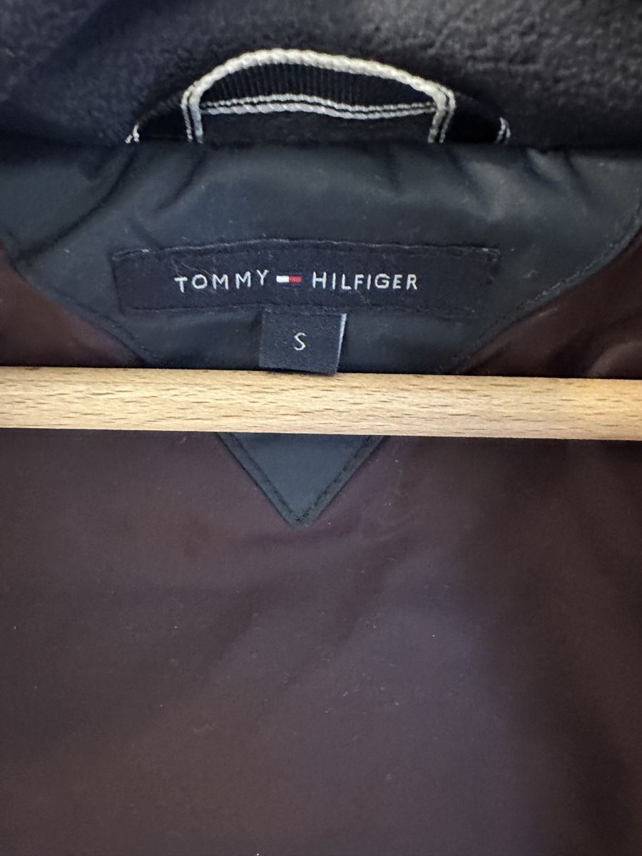 Tommy Hilfiger Gilet & Giacche senza maniche: Tommy Hilfiger Weste – Nuovo (secondo la descrizione) da Buchs SG venduto da mar_pfp5 3