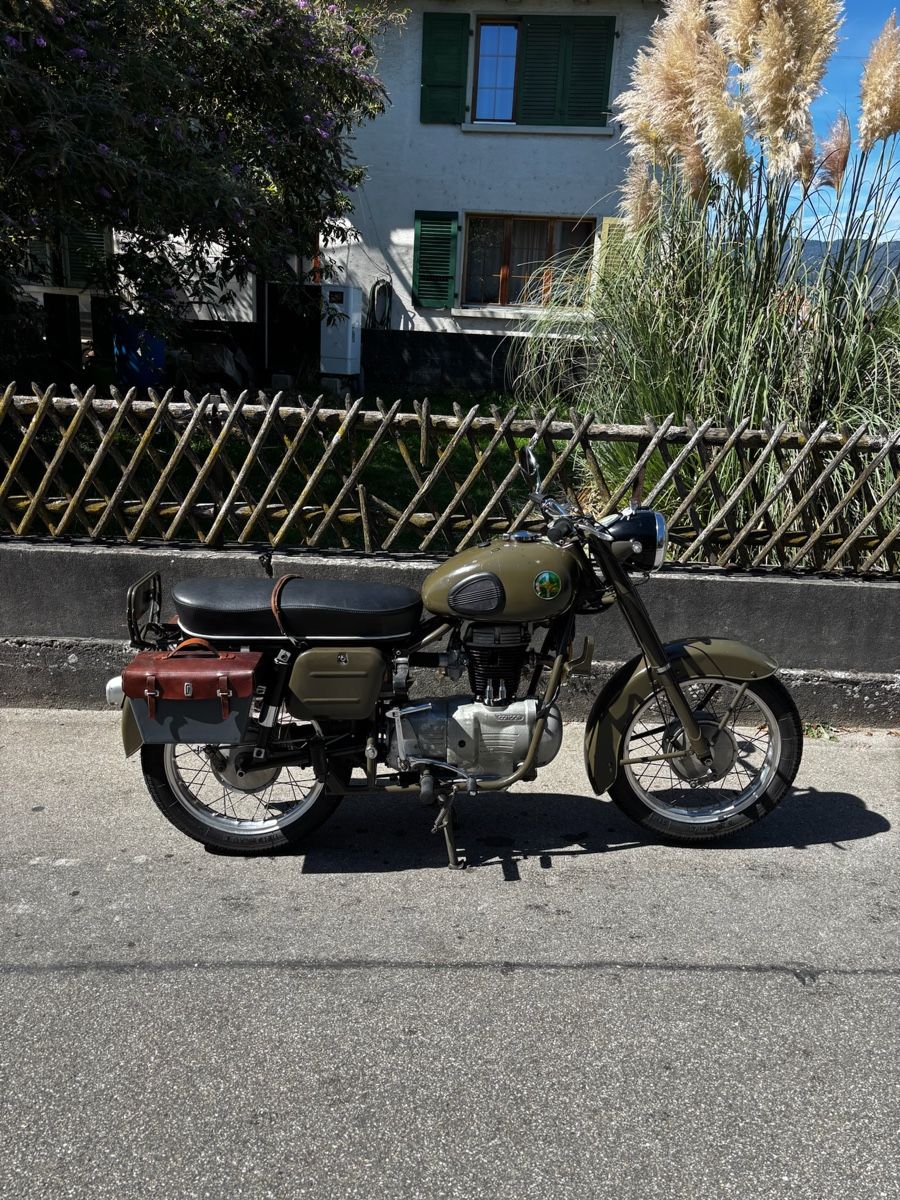 Condor Autres: Condor 250 A – D'occasion à Steinhausen par max_t55x 1