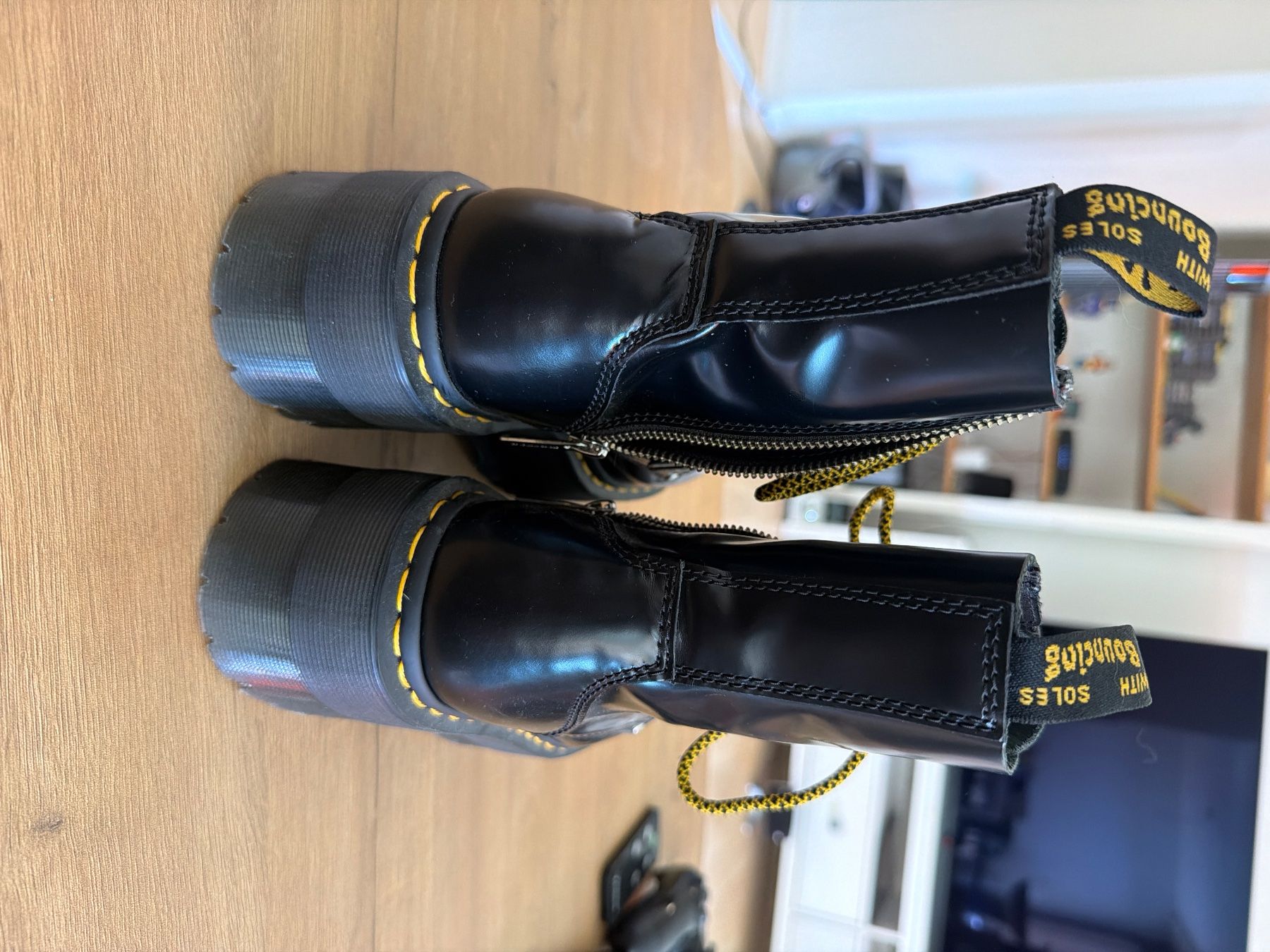 Dr. Martens Scarpe da uomo: Dr martens mit platform grosse 38 – Nuovo (secondo la descrizione) da Steinhausen venduto da n_b_p8vs 3