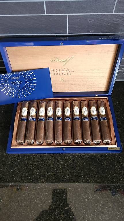 Sigari: Davidoff Royal Release Robusto 2017 – Usato da Nürensdorf venduto da adr_rt5r 1
