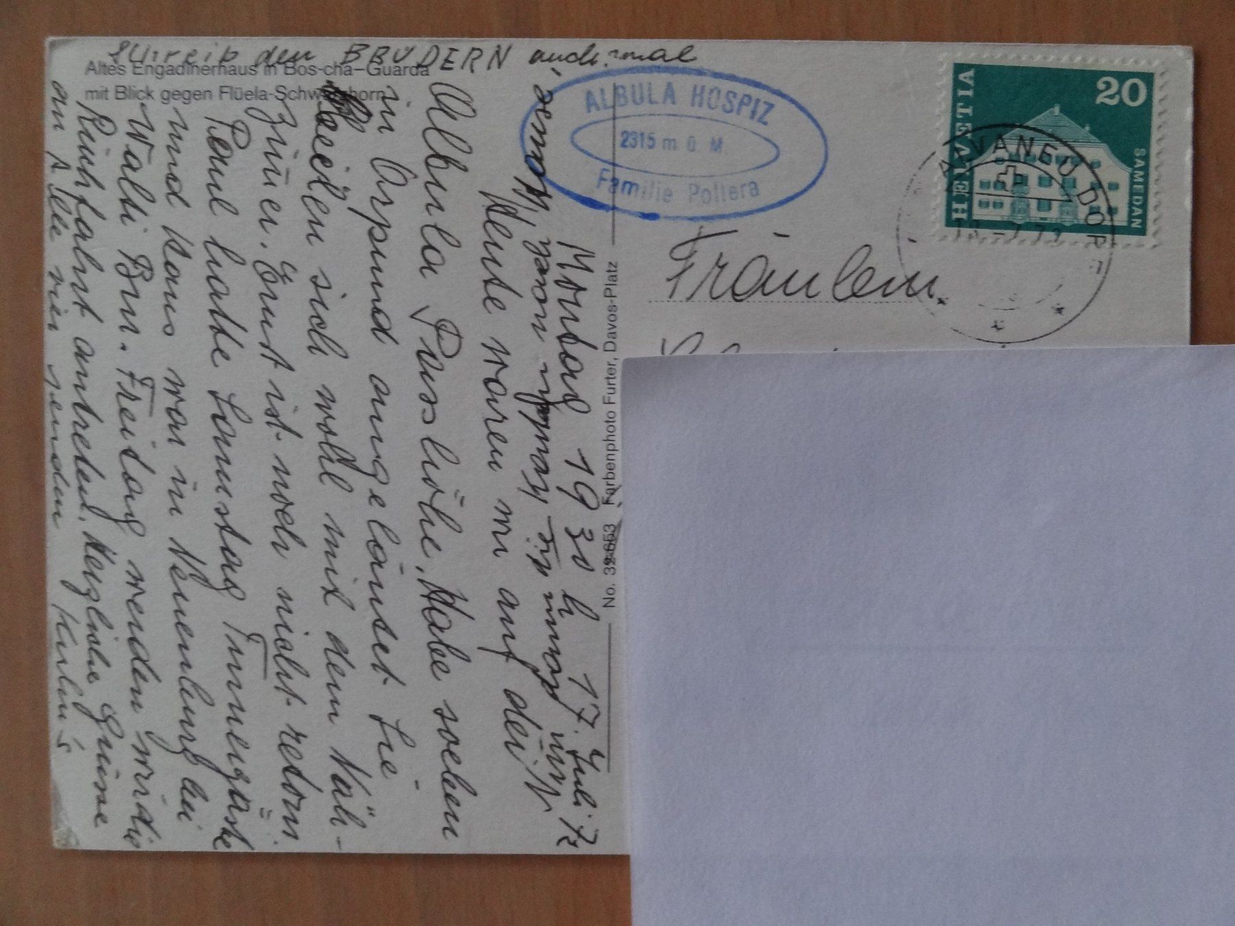 Cartoline postali: Guarda - Engadinerhaus in Bos-Cha-Guarda - 1972 – Usato da St Léonard venduto da Riglin 1