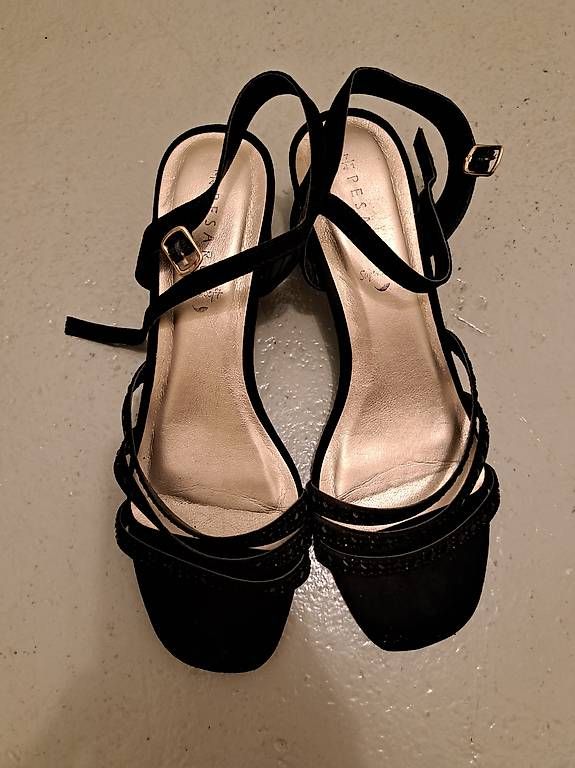 Scarpe da donna: Sandalen Gr.41 – Usato da Besenbüren venduto da gmuerdoris84 3
