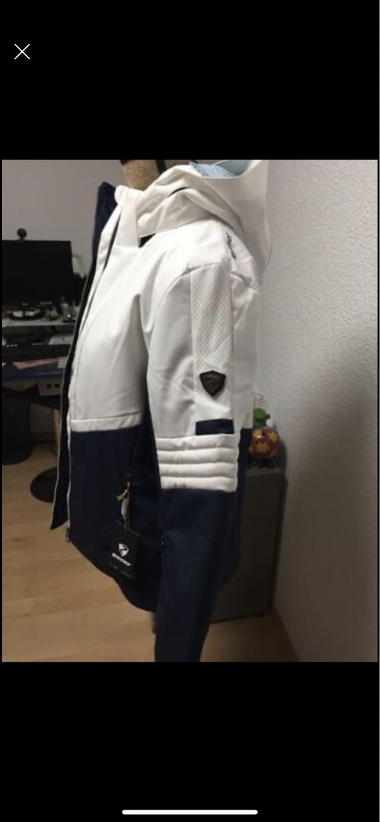 Jacken: Herbst/ Frühling Sport Jacke – Neu und originalverpackt aus Oftringen von mercedes019 1
