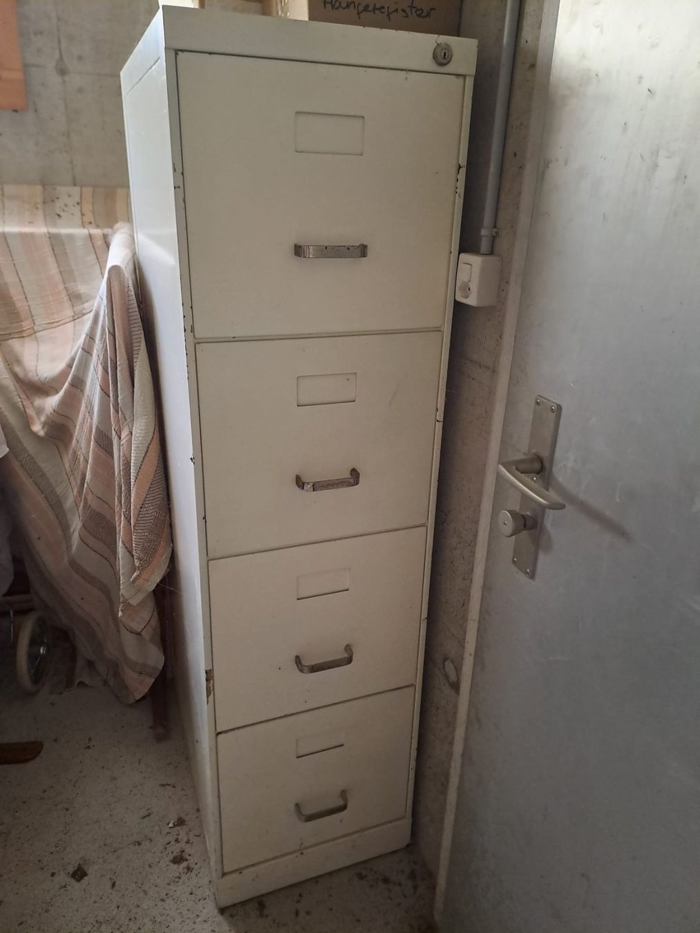 Schränke: Hängeregisterschrank – Gebraucht aus Steckborn von hid_hpm6