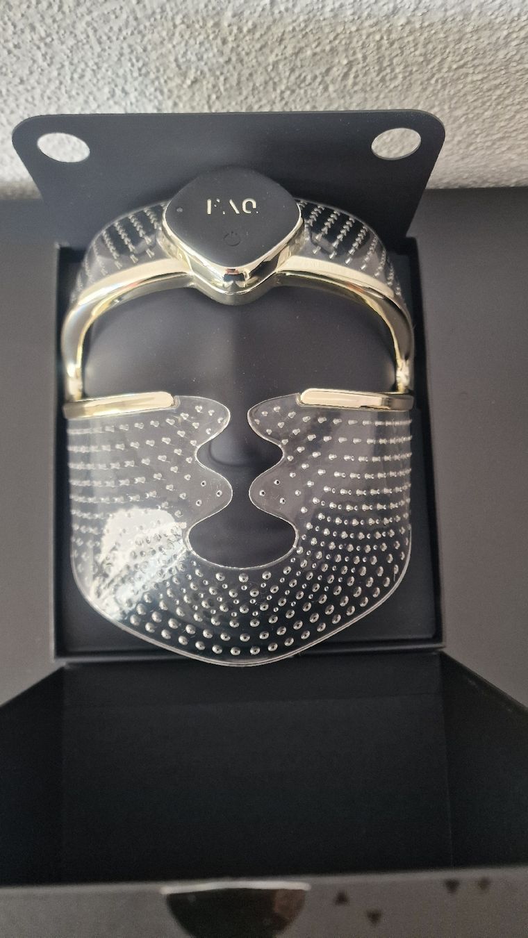 Foreo Soins du visage: Foreo FAQ 202 LED-Gesichtsmaske – D'occasion à Zofingen par stm_dl82 6