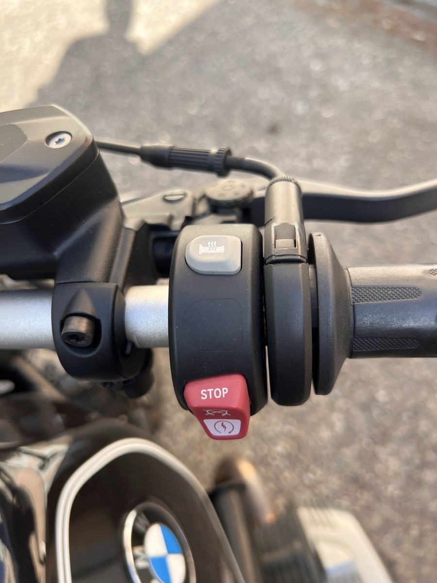 BMW Chopper: BMW R nine T – Usato da Lausanne venduto da pie_6mt7 7