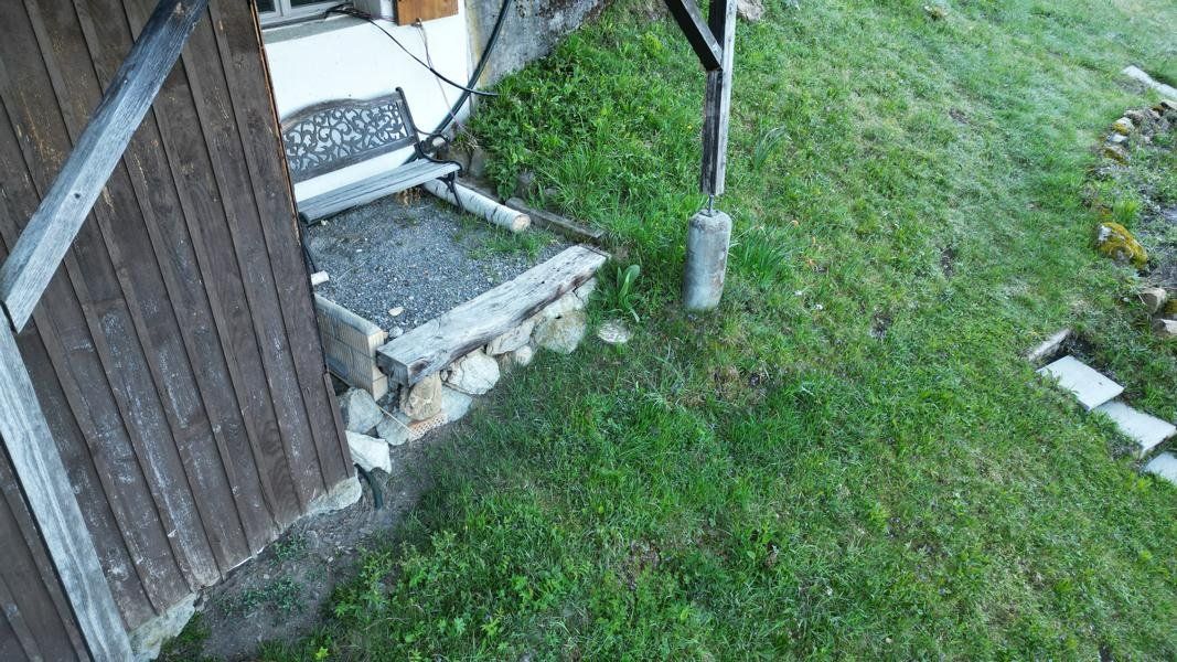 Articoli in legno: Eisenbahnschwellen gratis – Usato da Gersau venduto da schweizertradition 5
