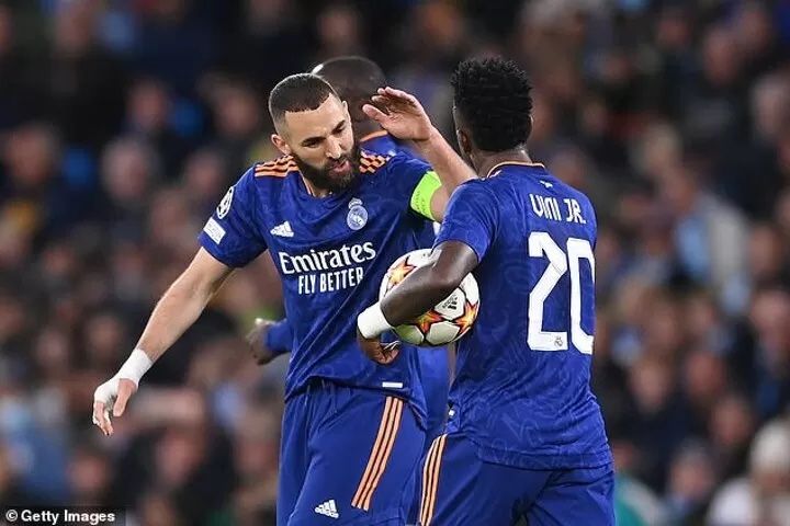 Adidas Canottiere & Pantaloni: REAL MADRID 21/22 TRIKOT – Usato da Lüchingen venduto da Jersey_Time 6
