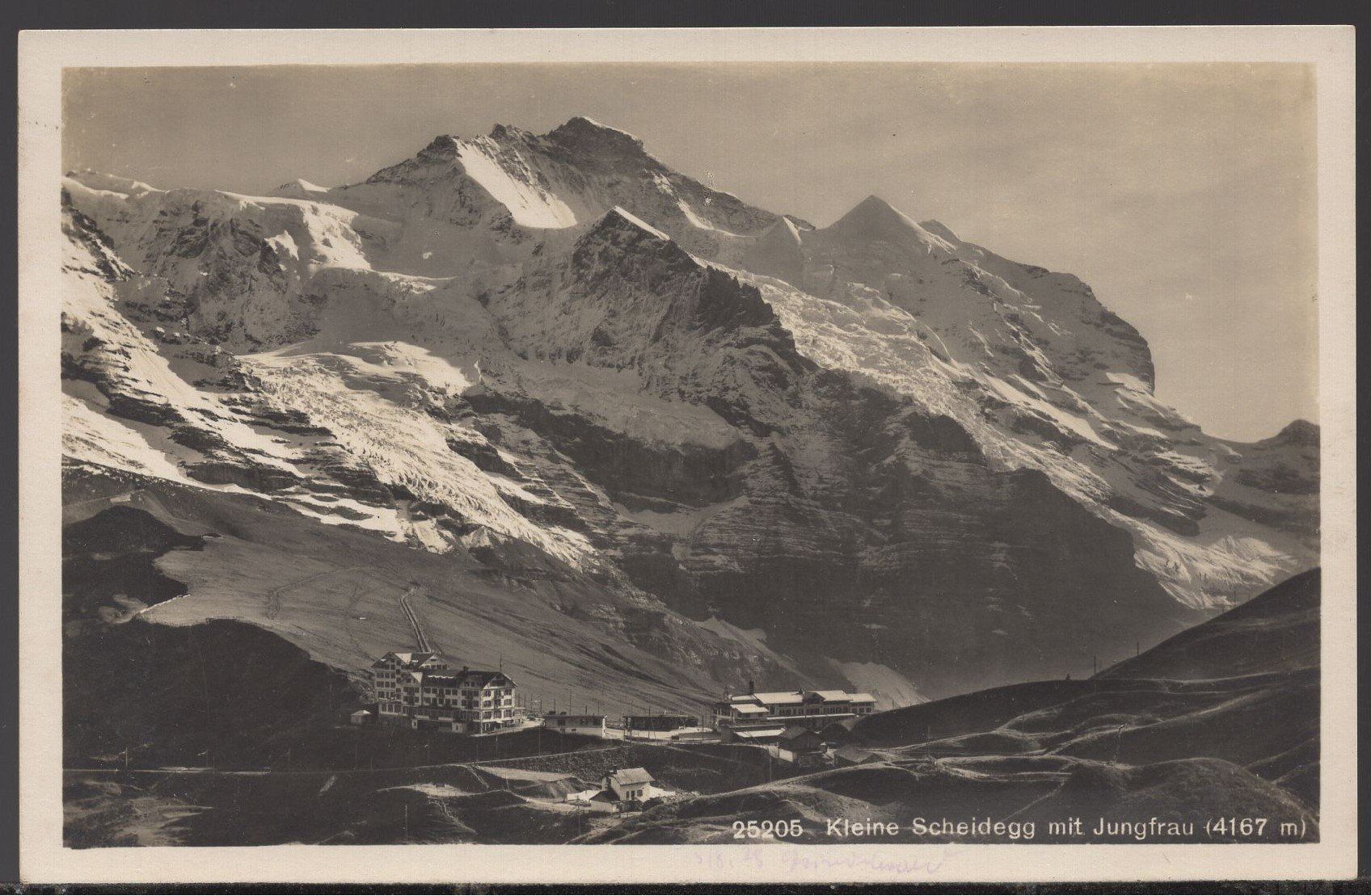 Cartoline postali: Kleine Scheidegg mit Jungfrau – Usato da Aarau venduto da kufi44
