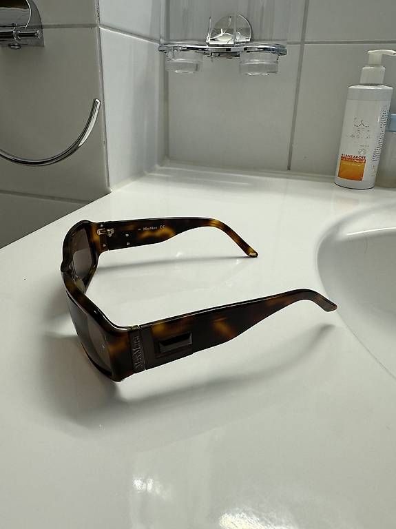Brillen & Gläser: Max Mara Sonnenbrille MM1011/S 130 – Gebraucht aus Zollikon von rose59 1