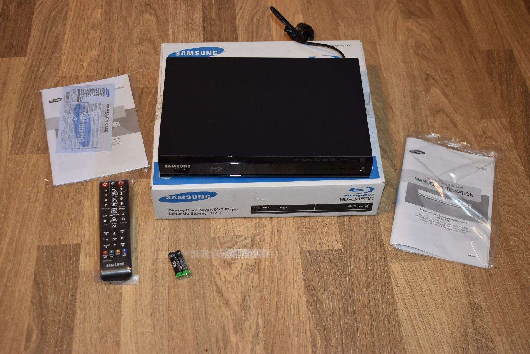Samsung Audio- & Mediensysteme: Neuer Samsung BD-J4500 Blu-Ray Player – Neu (gemäss Beschreibung) aus Schönenberg TG von Scania10