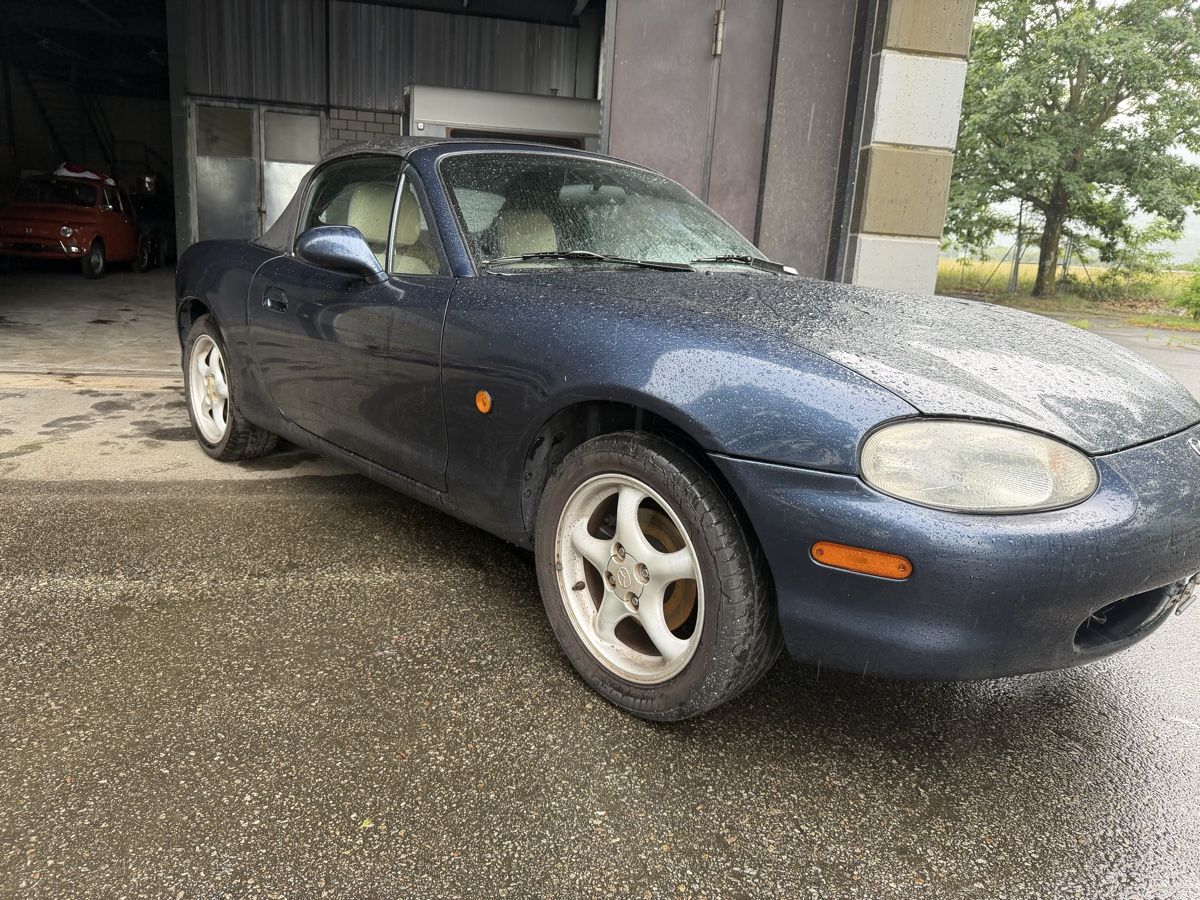 Mazda Autos: Mazda Mx-5 NB 1.6 – Défectueux à S. Antonino par aarondiiorio 2