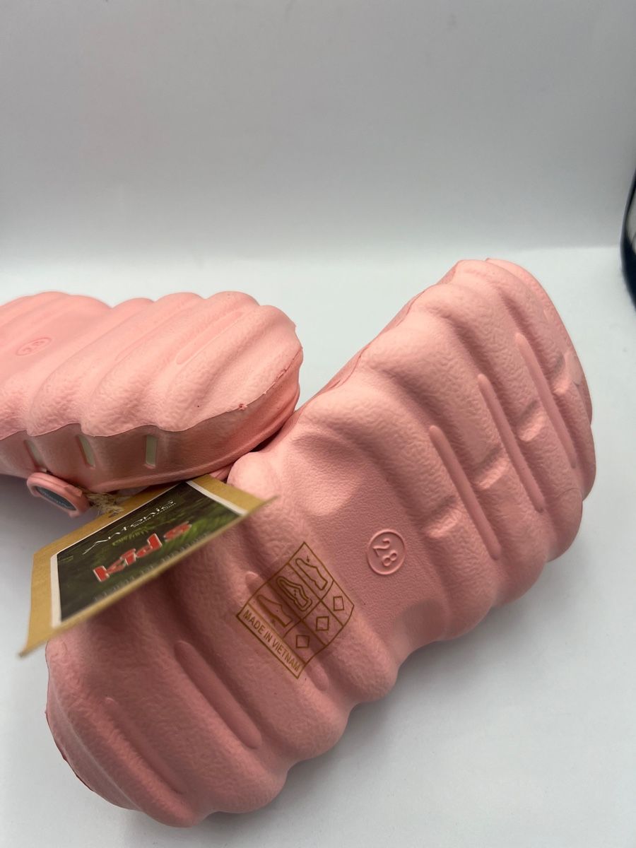 Scarpe per ragazzi: Kinder Clogs rosa mit Regenbogen, Grösse 28, Neuwertig – Nuovo e nell'imballaggio originale da Emmen venduto da VK-Retail 2