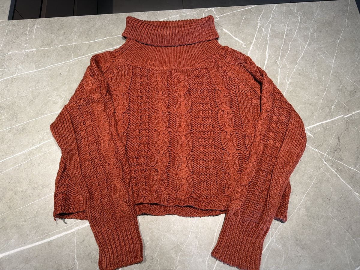 Lots de vêtements: Diverse Pullover und Strickjacken M/L – D'occasion à Kappel SO par Janni07 2