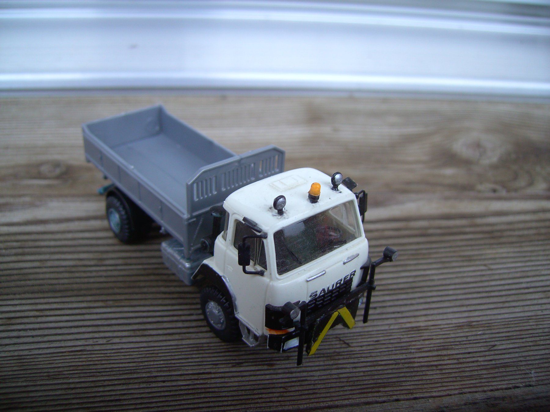 Saurer Modellini d'auto: Saurer D330BF 4x4 1:87 – Usato da Grindelwald venduto da Rs48 4