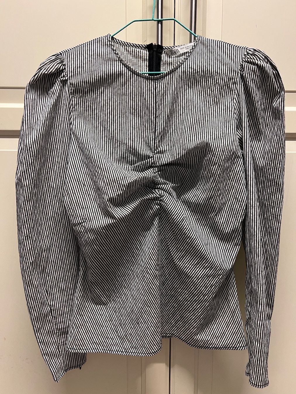 Zara Camicette: Bellissima camicetta Zara – Nuovo (secondo la descrizione) da Bellinzona venduto da bul_mvy5