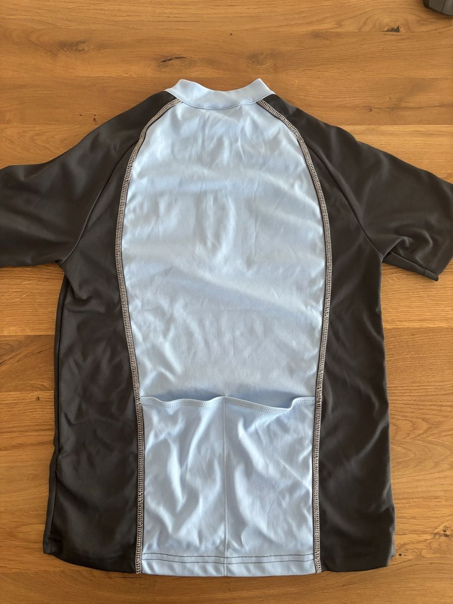 Crosswave Scarpe, pantaloni & magliette da ginnastica: Veloshirt Kinder Gr. 164 – Usato da Gümligen venduto da eli13 1