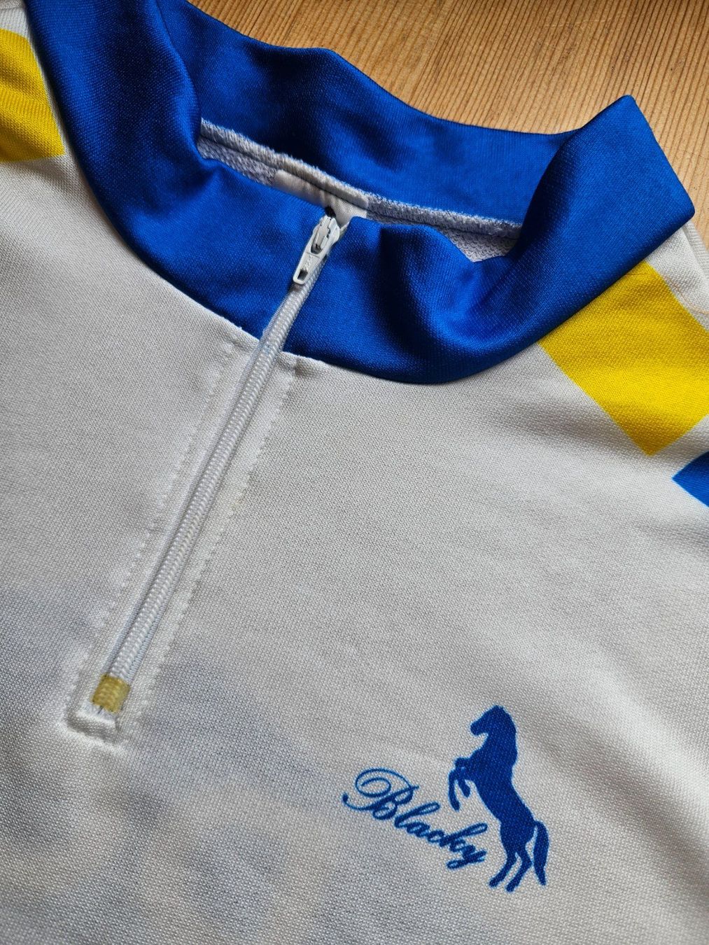 Leibchen & Hosen: Radtrikot Blacky vintage DOW Grösse XXL Velo Fahrrad Trikot – Gebraucht aus Hägglingen von United-Village-Trade 2