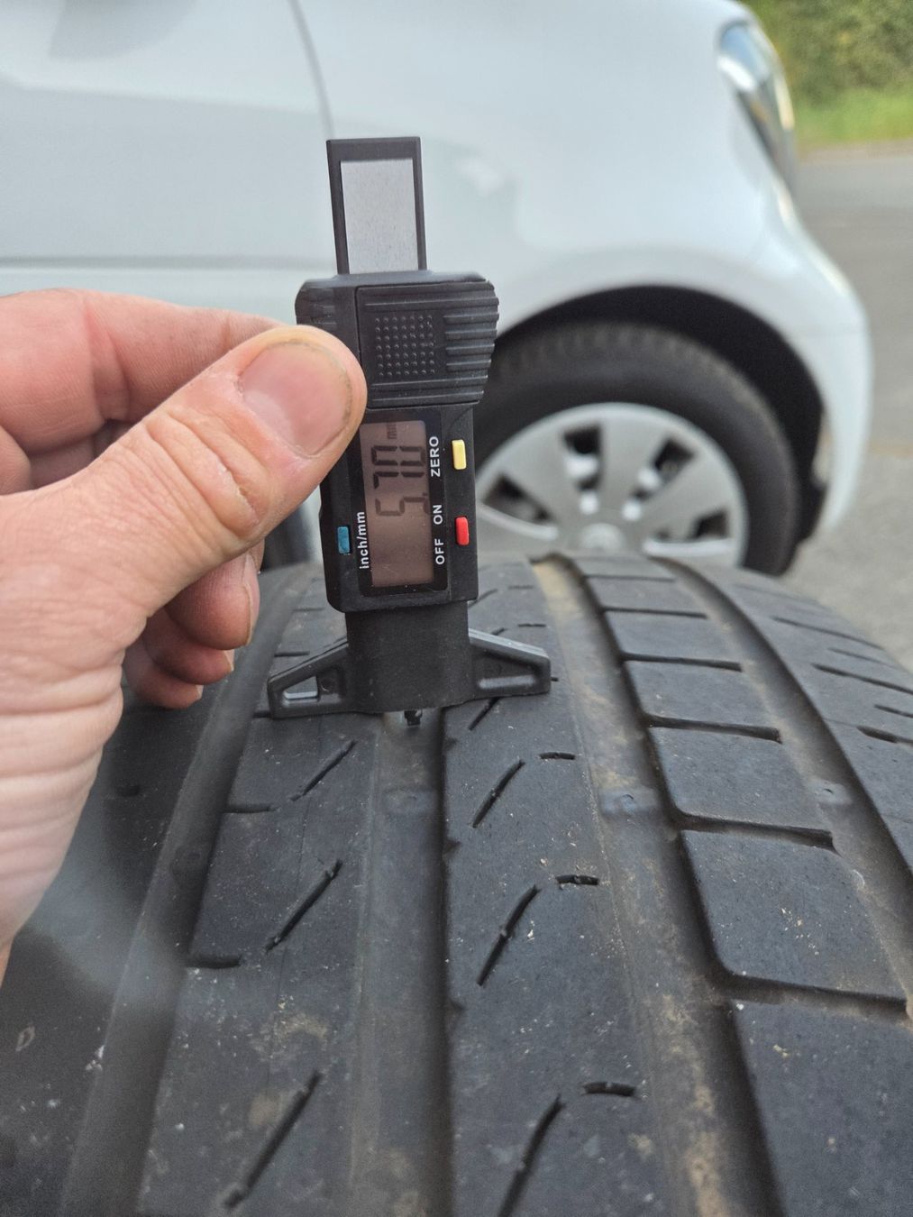Pneumatici & Ruote complete: 235 / 55 R 18   100V  Pirelli – Usato da Fischbach-Göslikon venduto da Emanuel.Bardhi 4