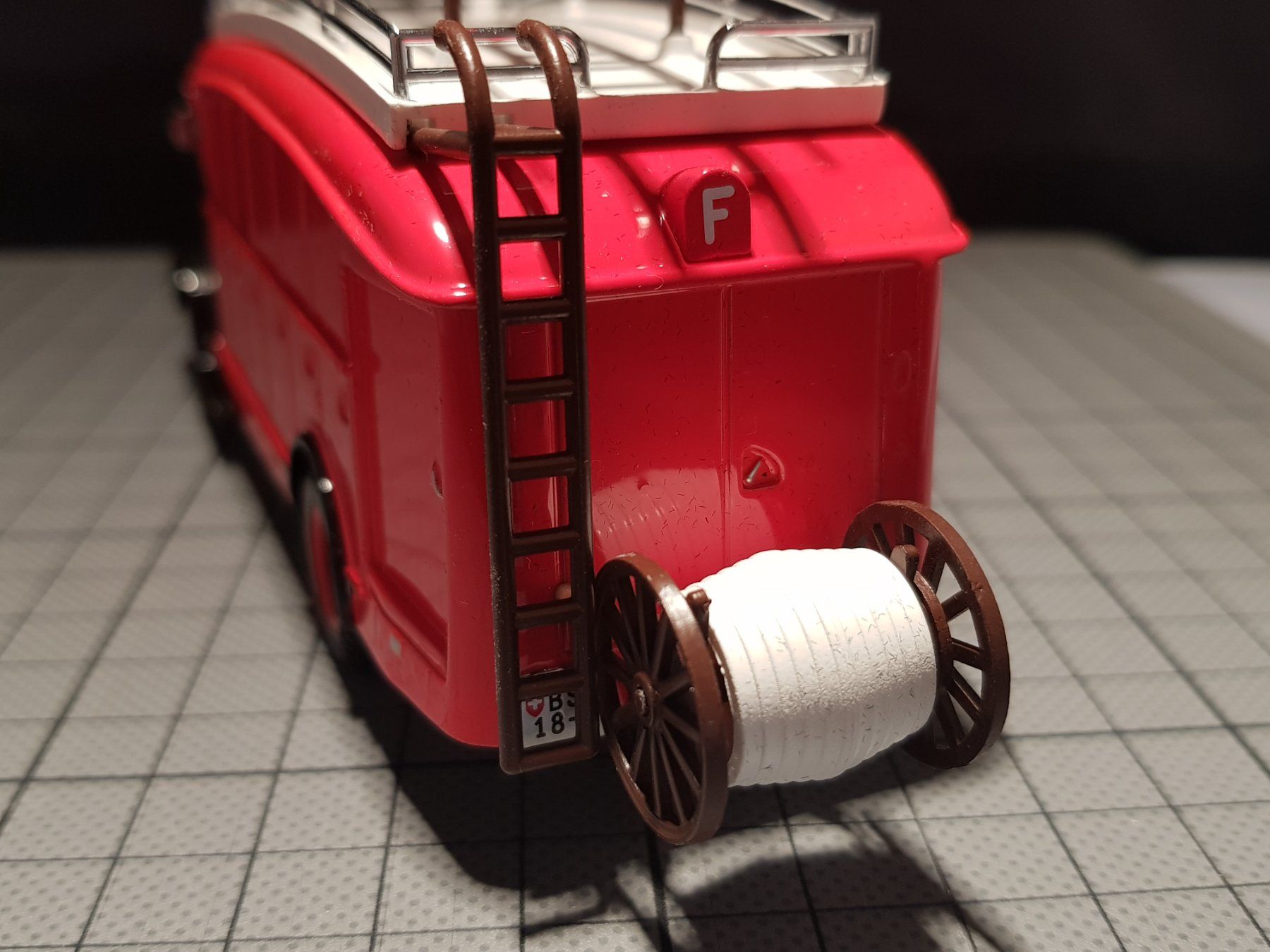 Kit di modellismo & Modellini statici: Saurer 3CTID Fourgon Feuerwehr Basel – Nuovo e nell'imballaggio originale da Chézard-St-Martin venduto da AlPat-Collections 5